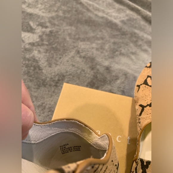Sanctuary Tan and Black snake skin Patterned Shoes - Picture 6 of 7